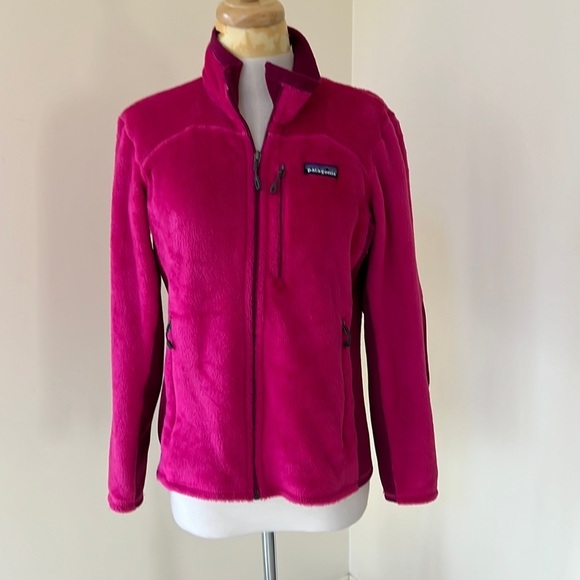 PATAGONIA Size M fuzzy pink contrast zip up